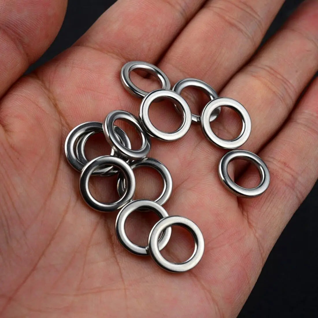 FishTrip Solid Rings Fishing Stainless Steel 20~50Pack High Strength Heavy Duty Seamless Lure Connector Fishing Terminal Tackle